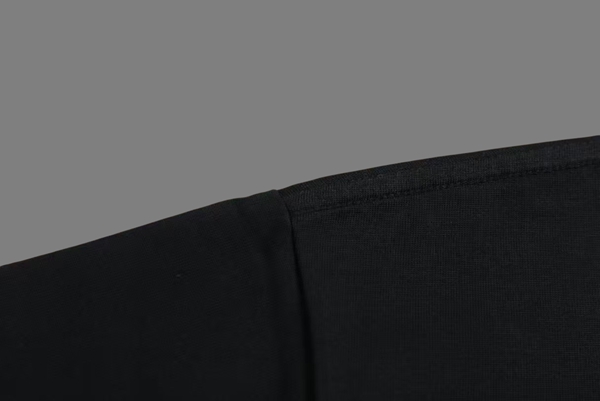 ブランドTシャツ着用イメージ